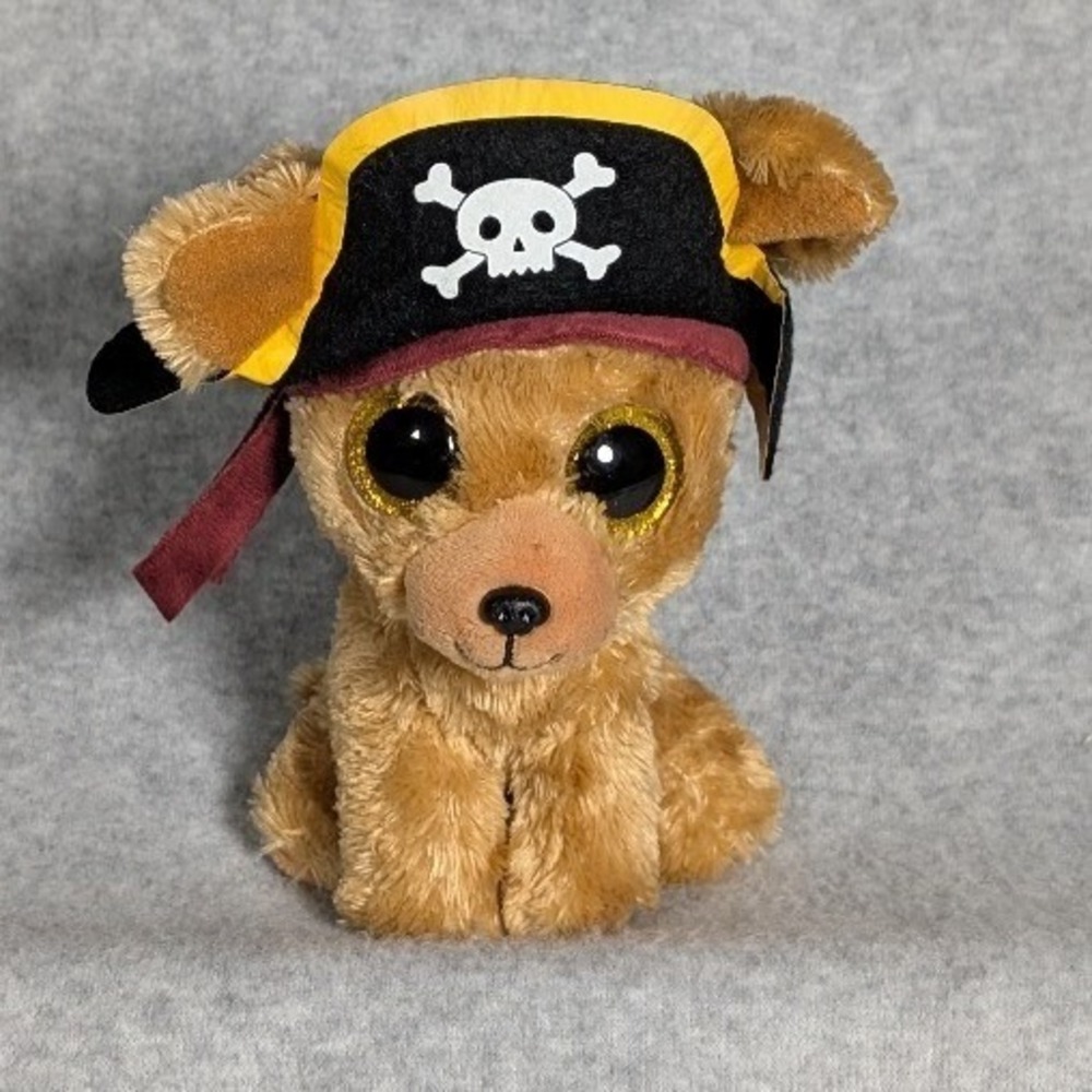 Ty Beanie Boos Rowan Pirate Dog Plush 7 inch Tan Chihuahua Skull Crossbones Hat